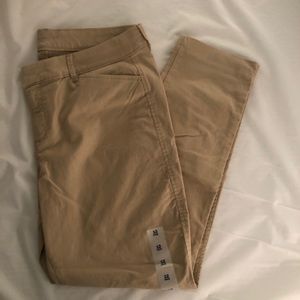 Old navy pixie khakis size 12